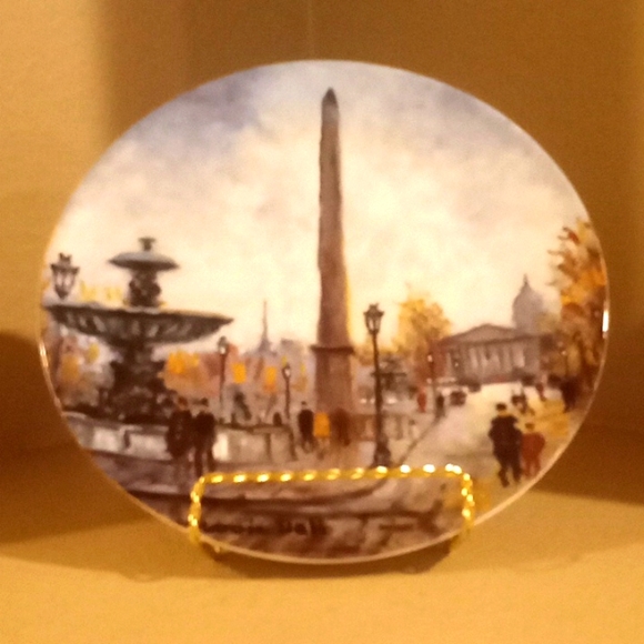 La Place de la Concorde Collector Plate - Picture 2 of 9